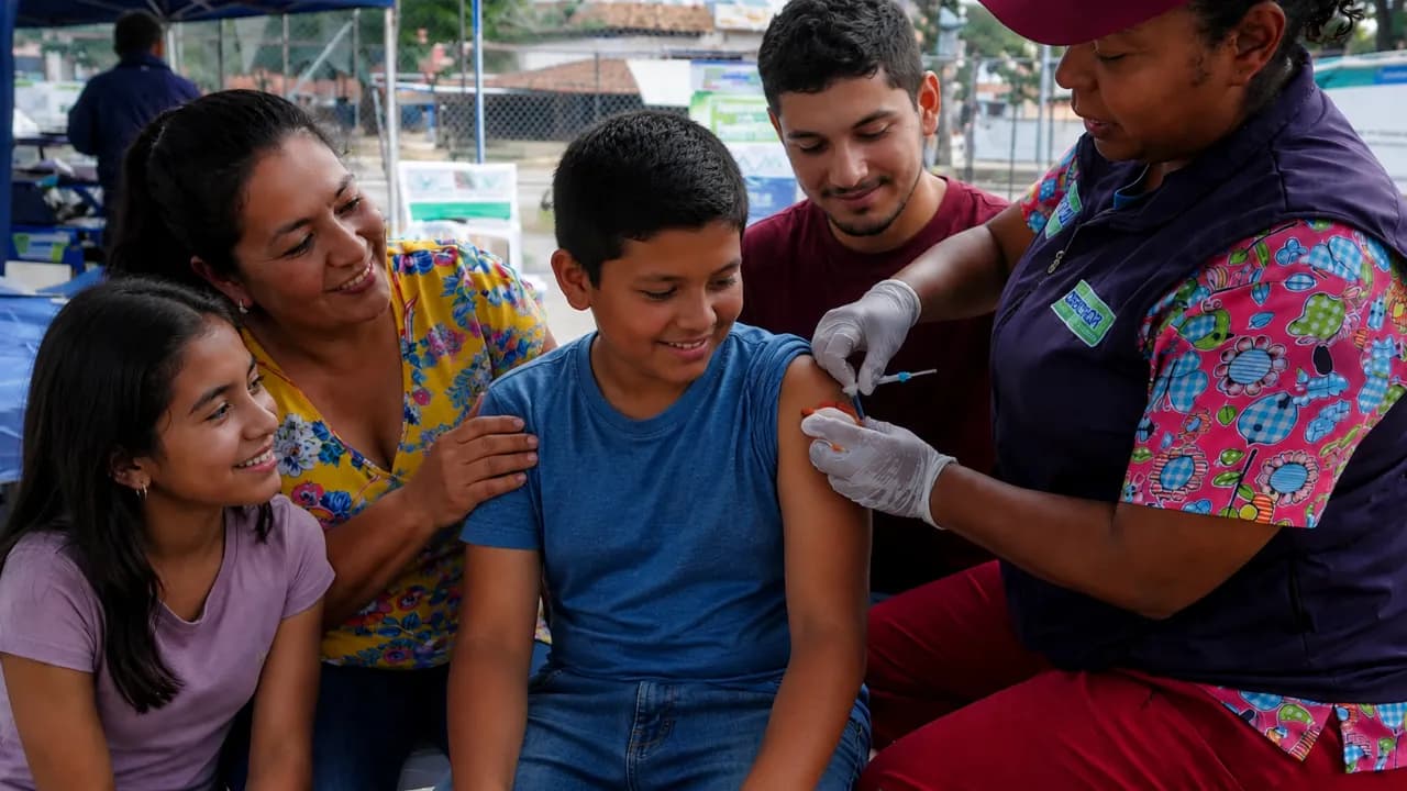 Vacunación Emssanar EPS